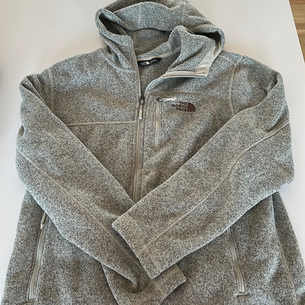 The North Face men’s hooded fleece jacket size large
